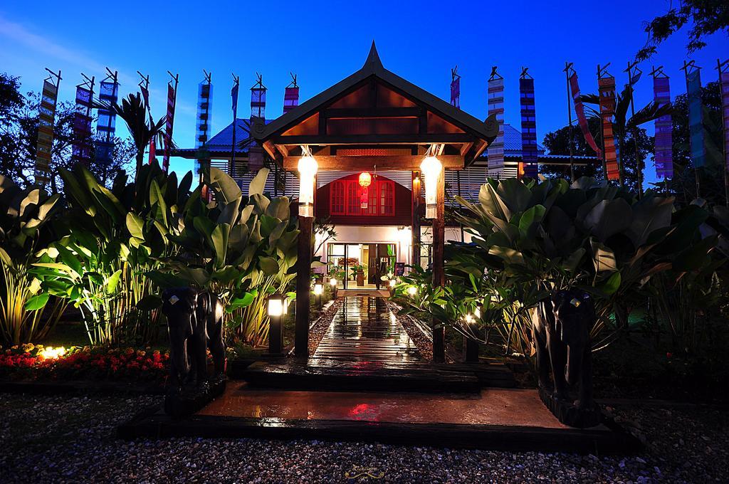 Risasinee Spa & Resort Nan Exteriér fotografie