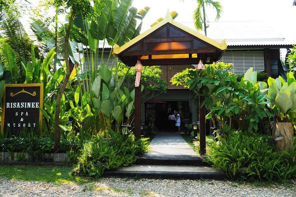 Risasinee Spa & Resort Nan Exteriér fotografie